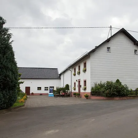 Retreat, Cleaning Included *