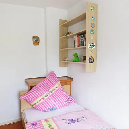 Retreat, Cleaning Included * Hontheim