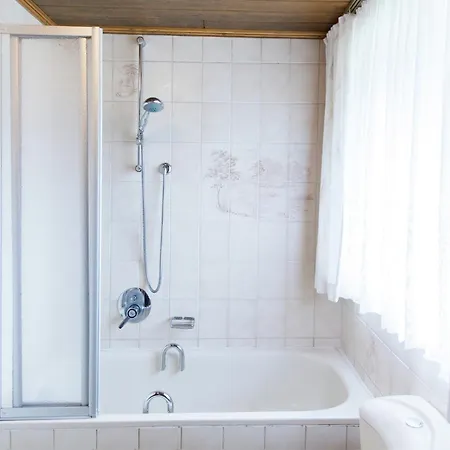 度假居 Retreat, Cleaning Included Hontheim